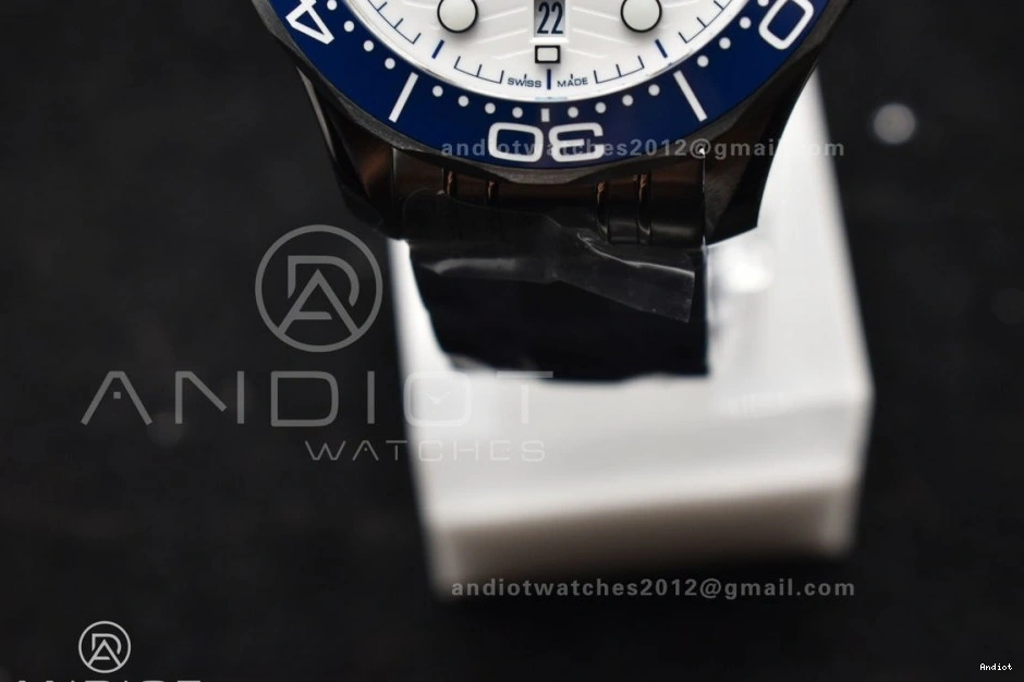 Dial SS A2824 Diver Seamaster Ceramic 300M Edition Blue VSF Bezel 1:1 White SS Best Bracelet on 0404